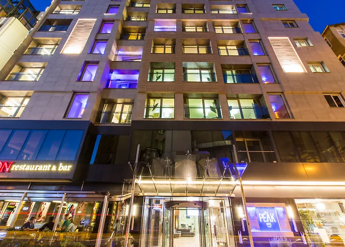 Hotel Ramada By Wyndham Istanbul Pera Taksim